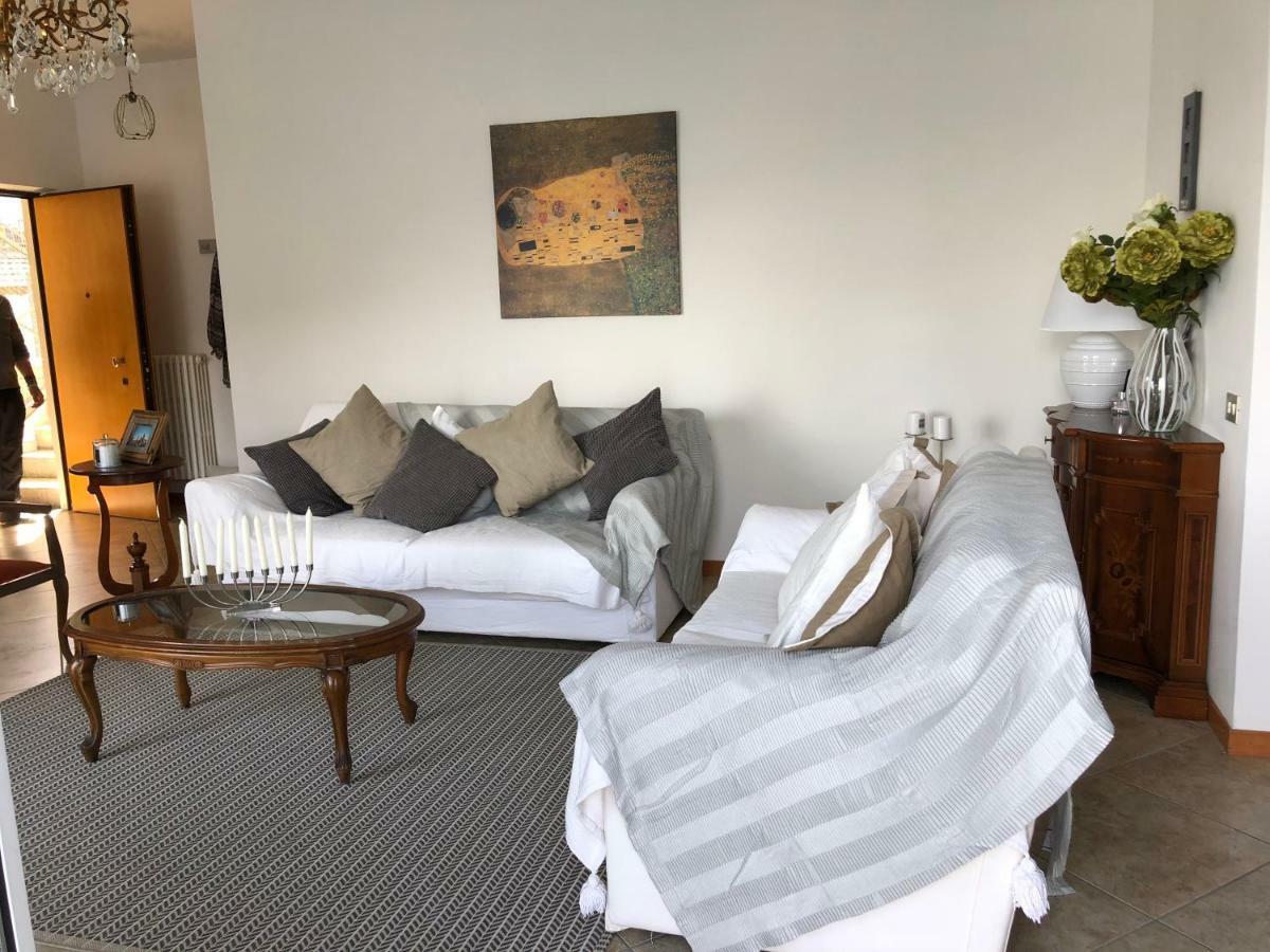 Como Lake View House Lezzeno Luaran gambar
