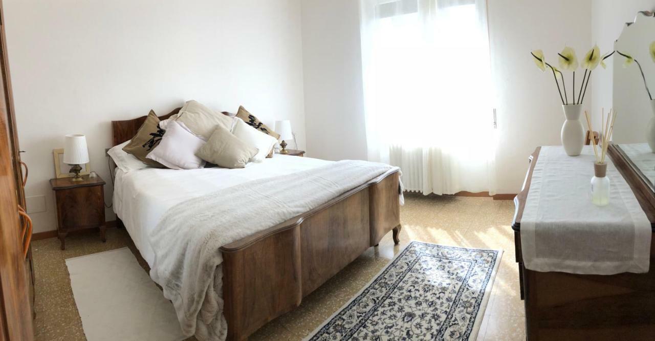 Como Lake View House Lezzeno Luaran gambar